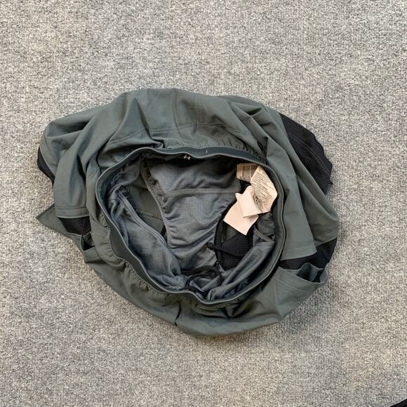 Under Armour Shorts Mens S Small Launch 7" Grey Black Fitted Brief Lined Running - Picture 8 of 12